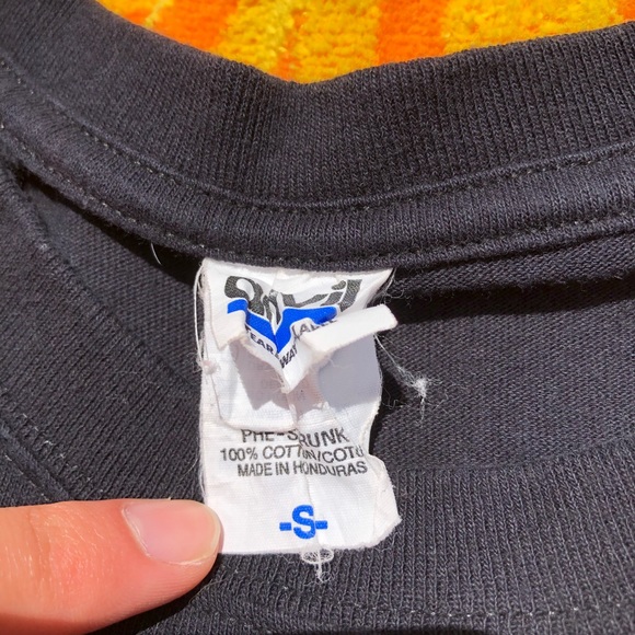 Black Metallica “World Magnetic Tour” T-Shirt - Picture 3 of 4